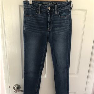 American Eagle Dark wash jeans!